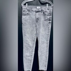 Kenzie Size 4 High Rise Skinny Jeans